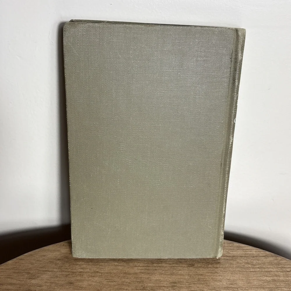 The Rug and Carpet‎ Book  by Mildred Jackson O'Brien  HB  1946. First Printing